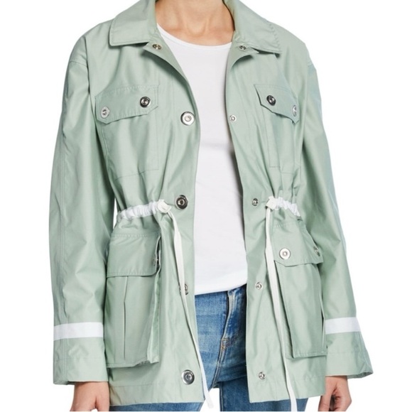 Hunter Women’s Refined Waterproof Garden Jacket / Sage Green - Picture 10 of 14
